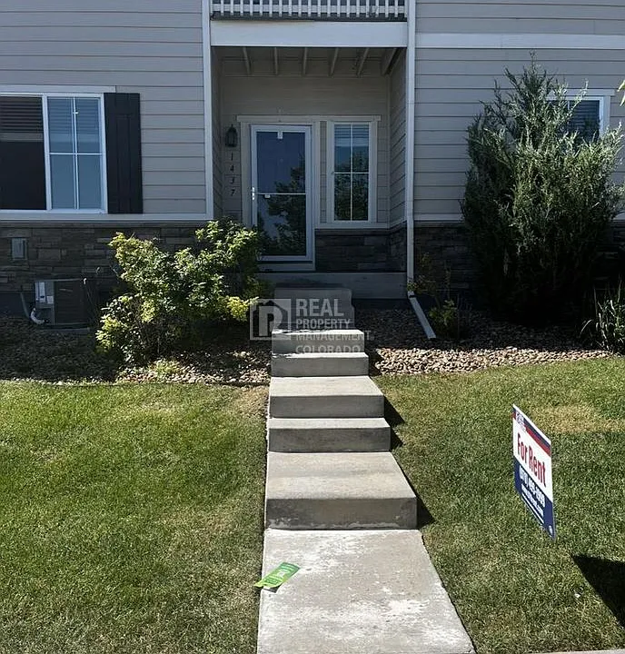 1437 Kansas Ave