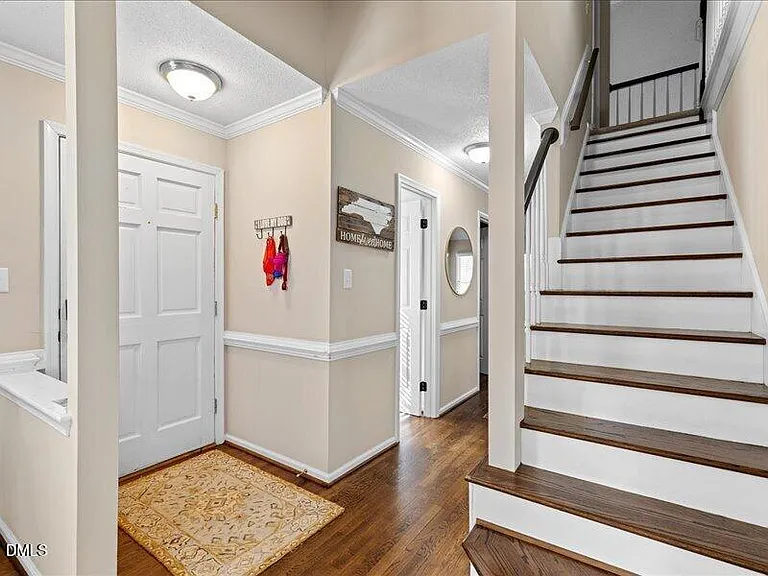 8625 Vanburgh Ct — Photo 16