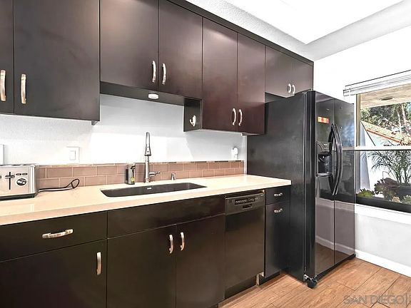 5th image of 16120 Avenida Venusto APT 17