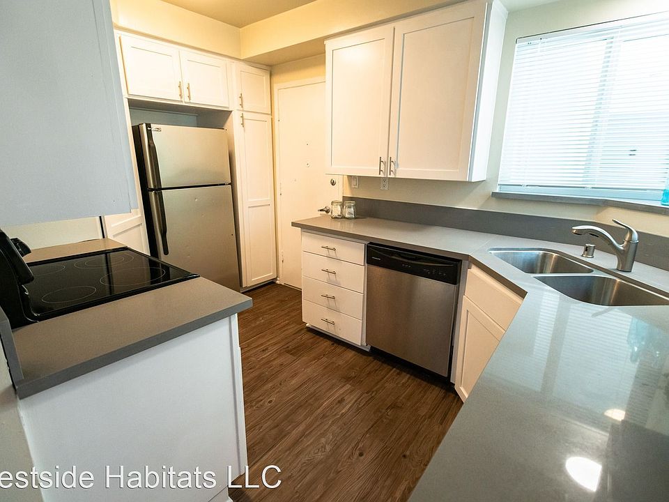 1st image of 1371 S Beverly Glen Blvd APT 202