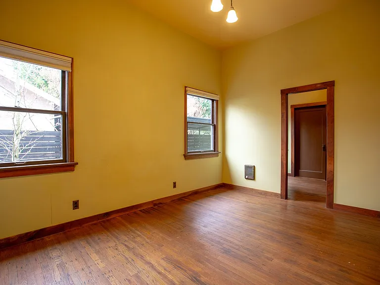 3818 N Vancouver Ave — Photo 13