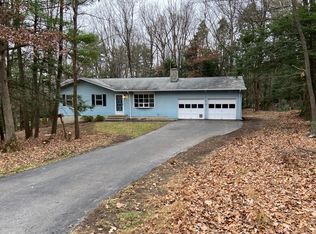 184 Longwoods Dr, Saylorsburg, PA 18353