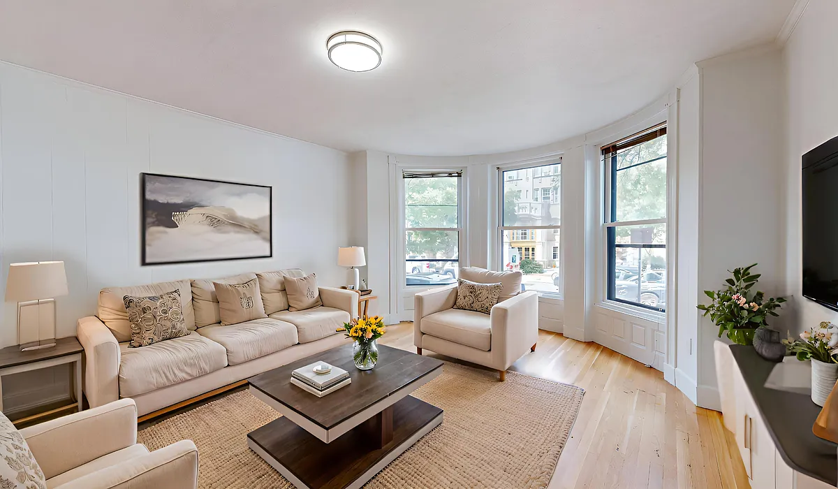 Building Photo - 513 Beacon St #3