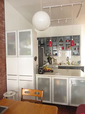 Rented by Space Real Estate | media 19