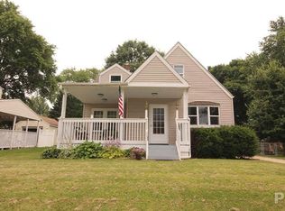 1008 Miller St, Washington, IL 61571