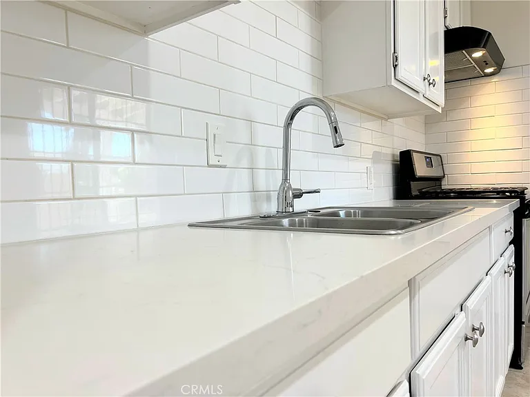 1143 Elizabeth Lake Rd — Photo 19