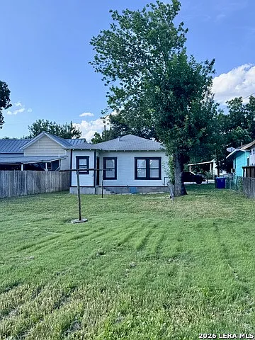 830 Texas Ave — Photo 12