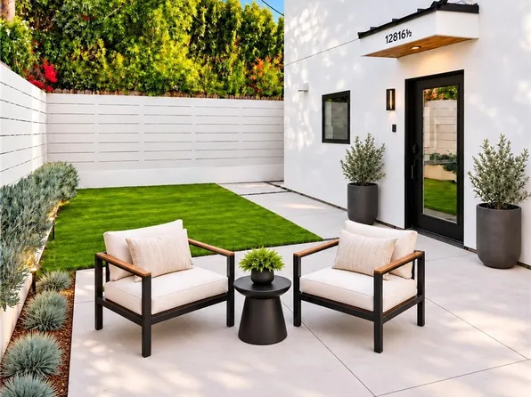 12816 1/2 Bloomfield St, Studio City, CA 91604