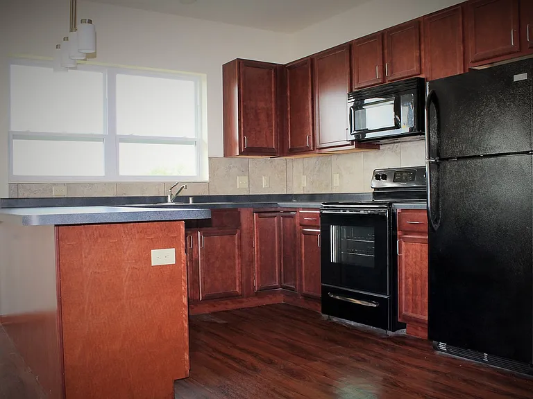Granite Ridge Apartments — Photo 22