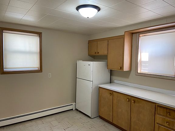 2nd image of 409 N 15th St APT 4