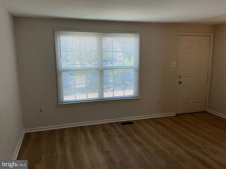 10602 Chisholm Landing Ter — Photo 12