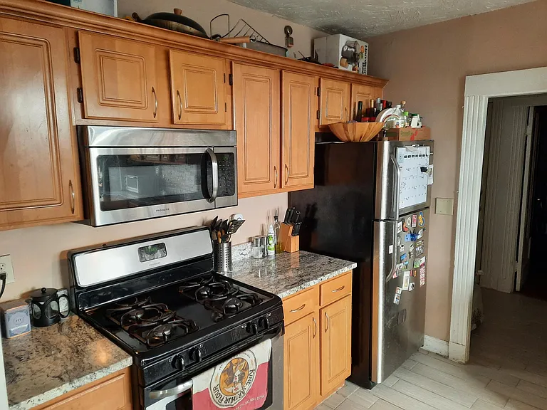 1455 River St #1R — Photo 6