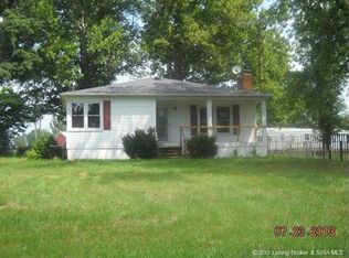 46 N School Rd, Scottsburg, IN 47170