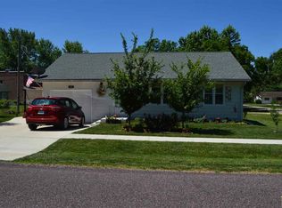 602 S Elm St, Cole Camp, MO 65325