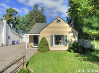 1511 Richmond St NW, Grand Rapids, MI 49504