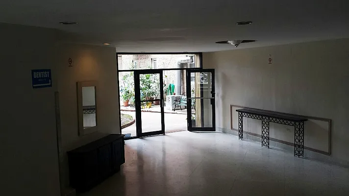 Rented by Prime Realty | media 8