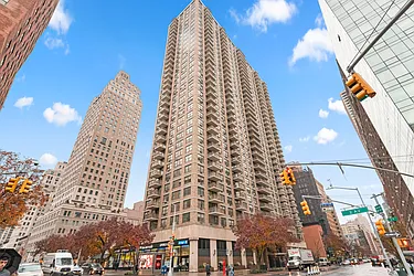Rented by Coldwell Banker Warburg