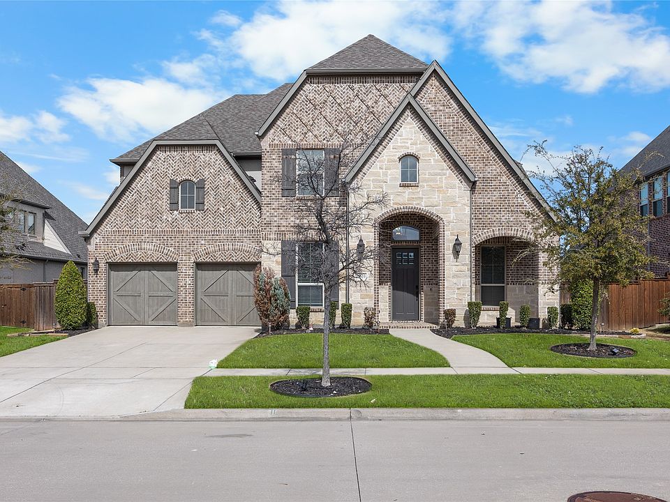 1st image of 4220 Paddock Ln