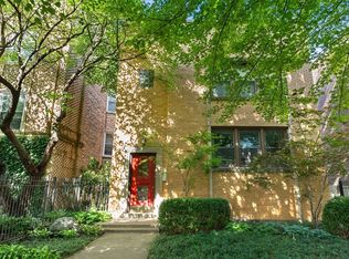 6146 N Richmond St, Chicago, IL 60659