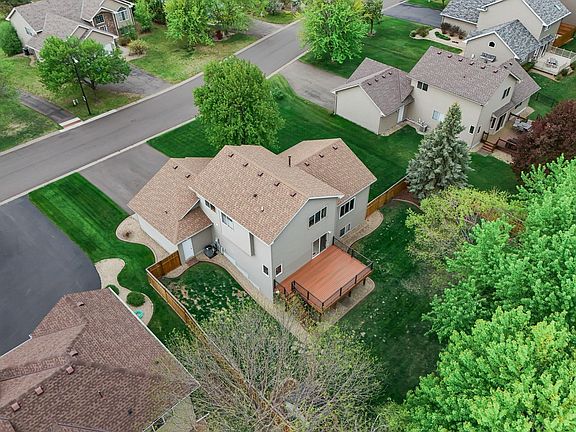 4th image of 4522 Impatiens Ave N