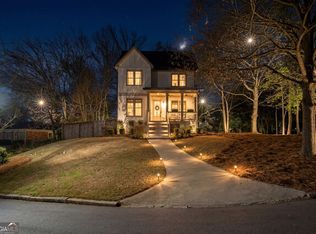 2090 Claude St NW, Atlanta, GA 30318