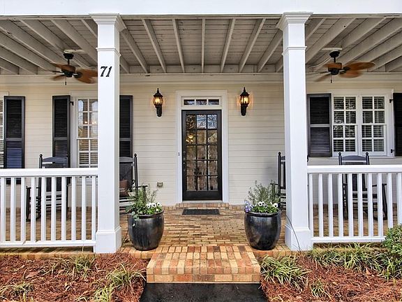 2nd image of 71 Lakeview Aly