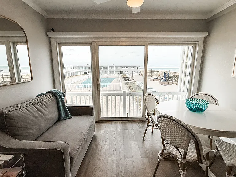 585 Dune Rd #21A — Photo 3