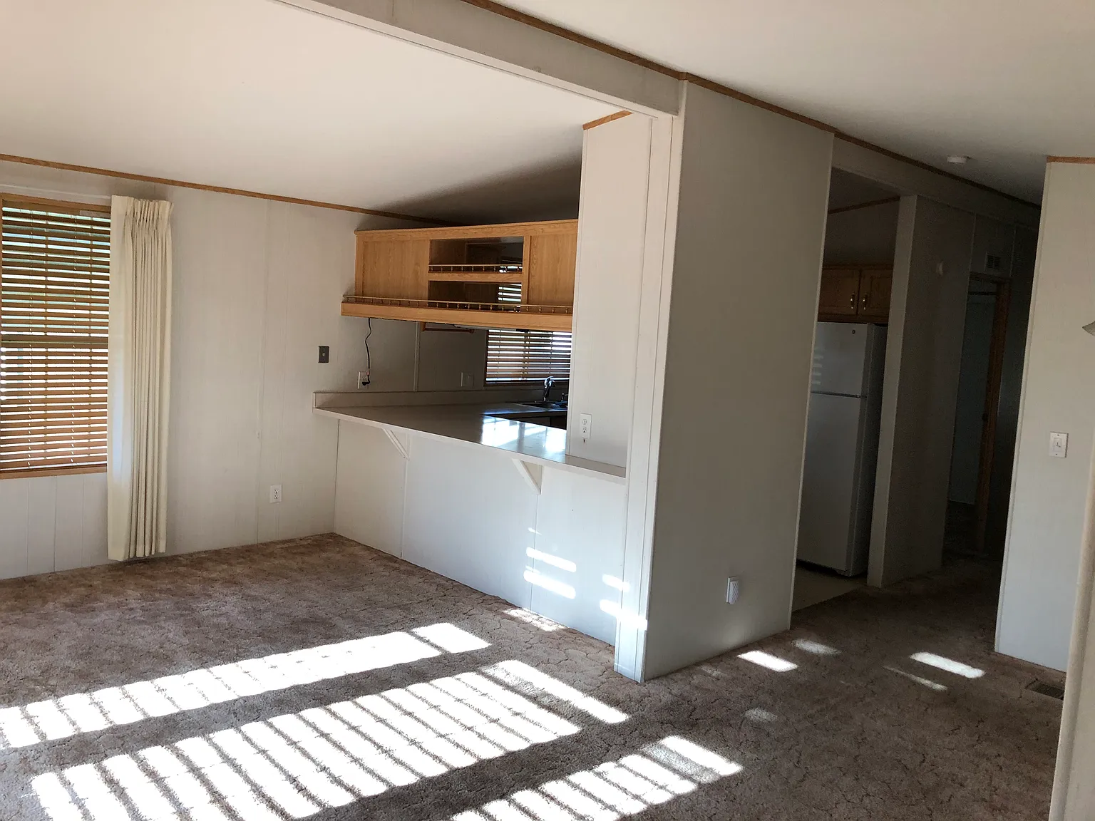 2 bed, 1000 sqft, $1,400 — Photo 2