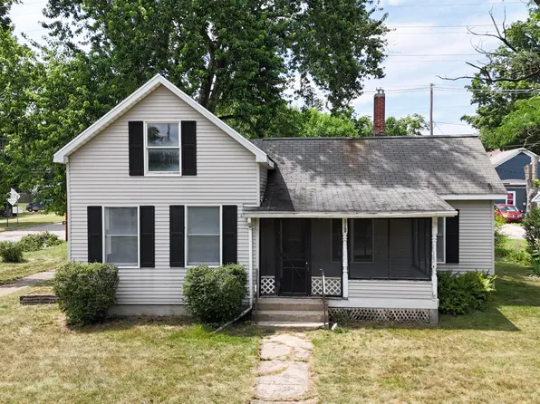 312 Pennsylvania Ave, Dowagiac, MI 49047