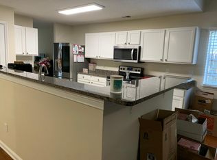 190 Apache Dr, Summerville, SC 29483