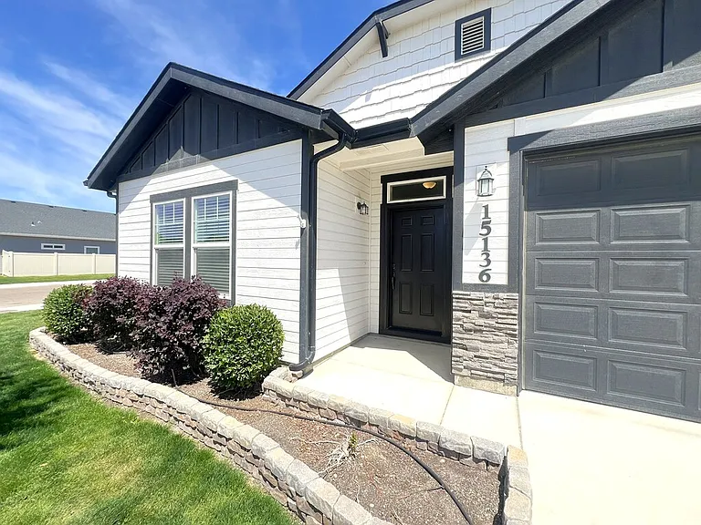 15136 N Fishing Creek Ave — Photo 4