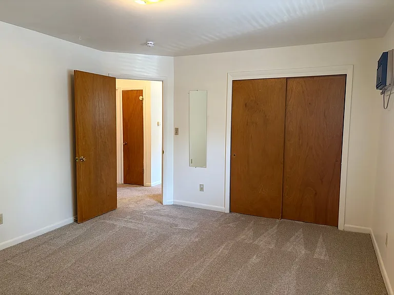 3101 E Locust St — Photo 8