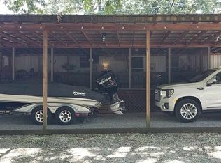 785 Buchanan Resort Rd, Springville, TN 38256