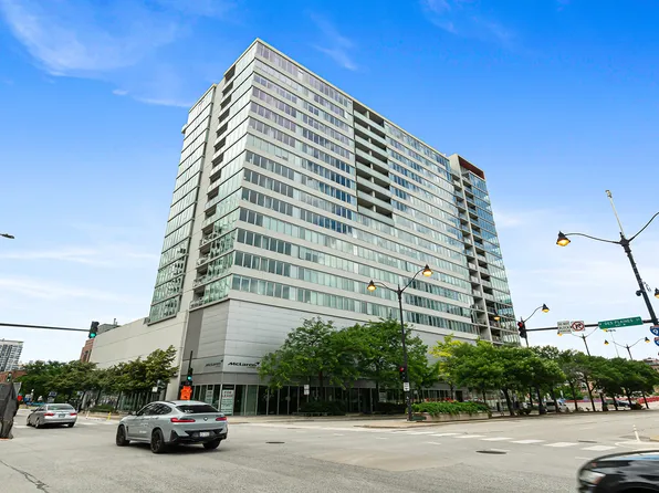 659 W Randolph St APT 1016, Chicago, IL 60661