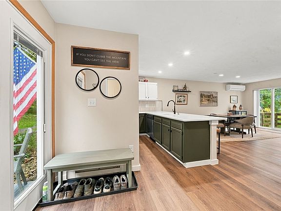 5th image of 1803 Eagles Ridge Ct