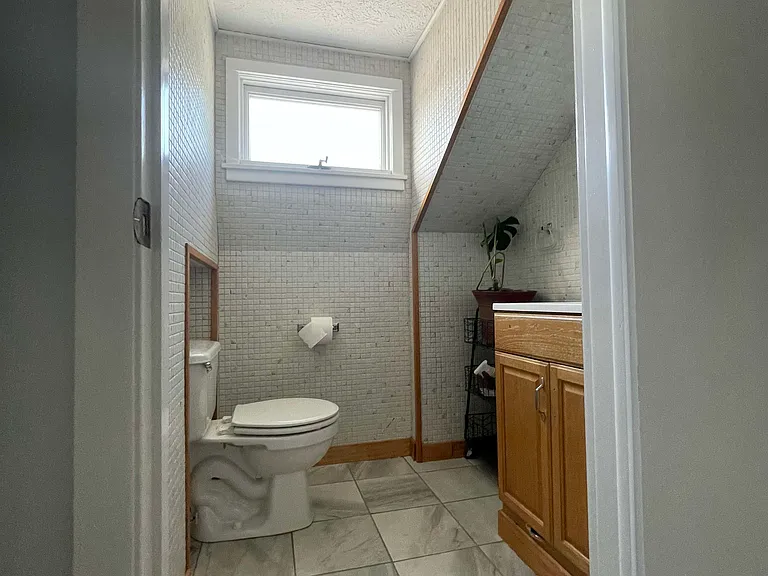 73 Saint Peter St #A — Photo 25