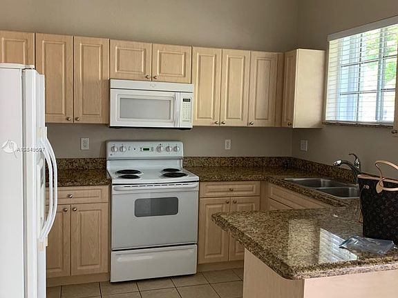 2nd image of 375 NE 26th Ave Unit 203
