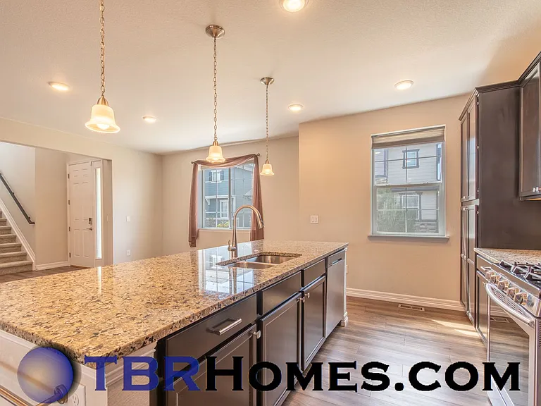 11924 Norfolk Ct — Photo 5