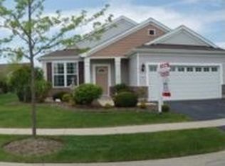 11507 Stonewater Xing, Huntley, IL 60142