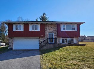 3208 Rustic Ln, Crown Point, IN 46307