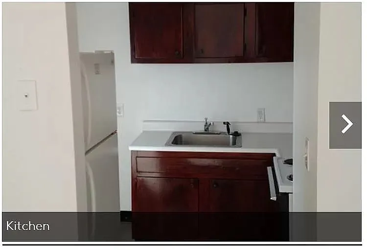 4467 Lee Rd APT 303 photo 1