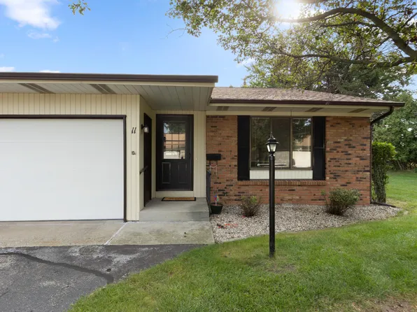 52 Old Mill Dr Unit 11, Holland, MI 49423
