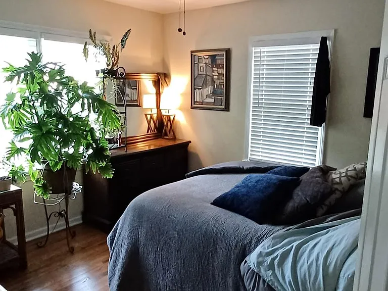 963 Springdale Dr — Photo 7