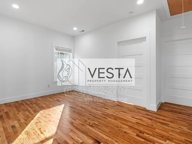 510 Deaverview Rd — Photo 18