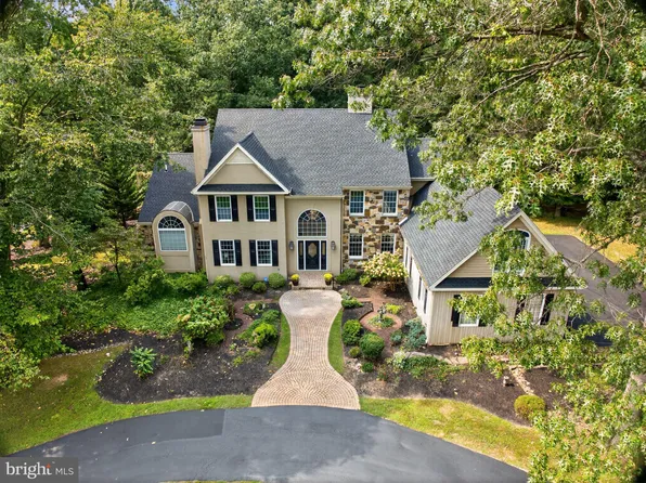 1309 Richmond Pl, Downingtown, PA 19335