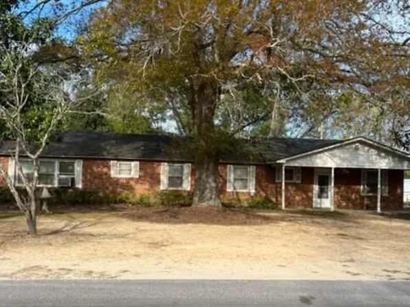 120 Apple St, Barnwell, SC 29812