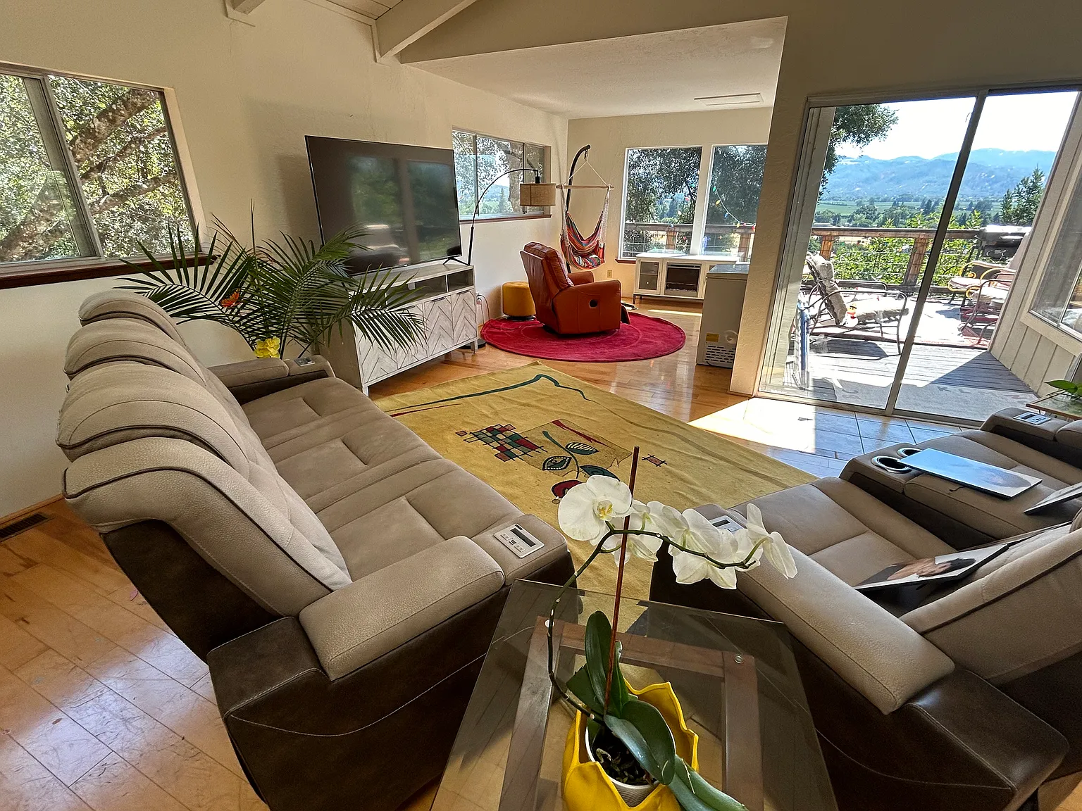 2 bed, 2466 sqft, $1,200 — Photo 4