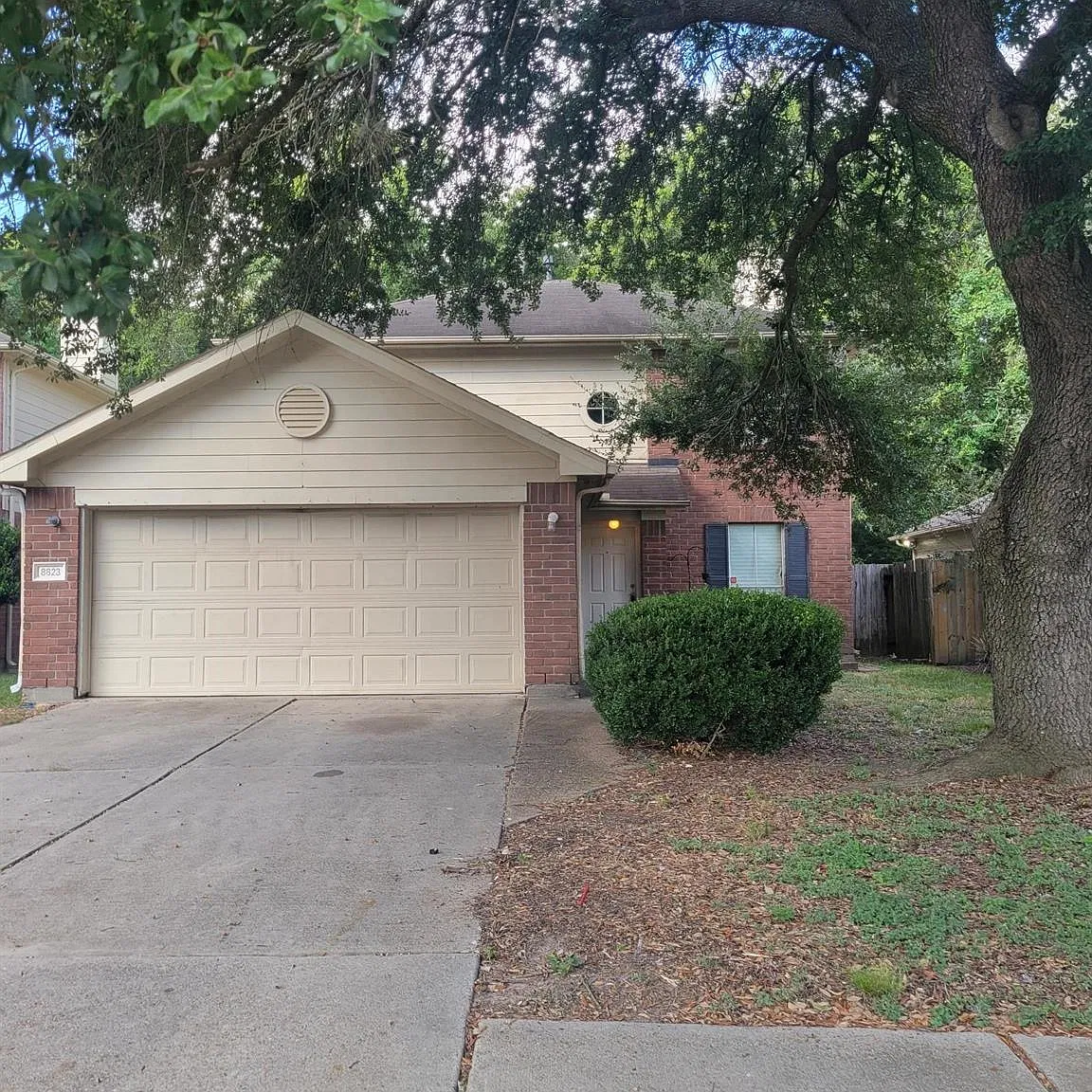 4 bed, 3.0 bath, 1836 sqft, $1,700 — Photo 1