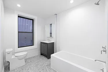 Rented by LEVEN Real Estate