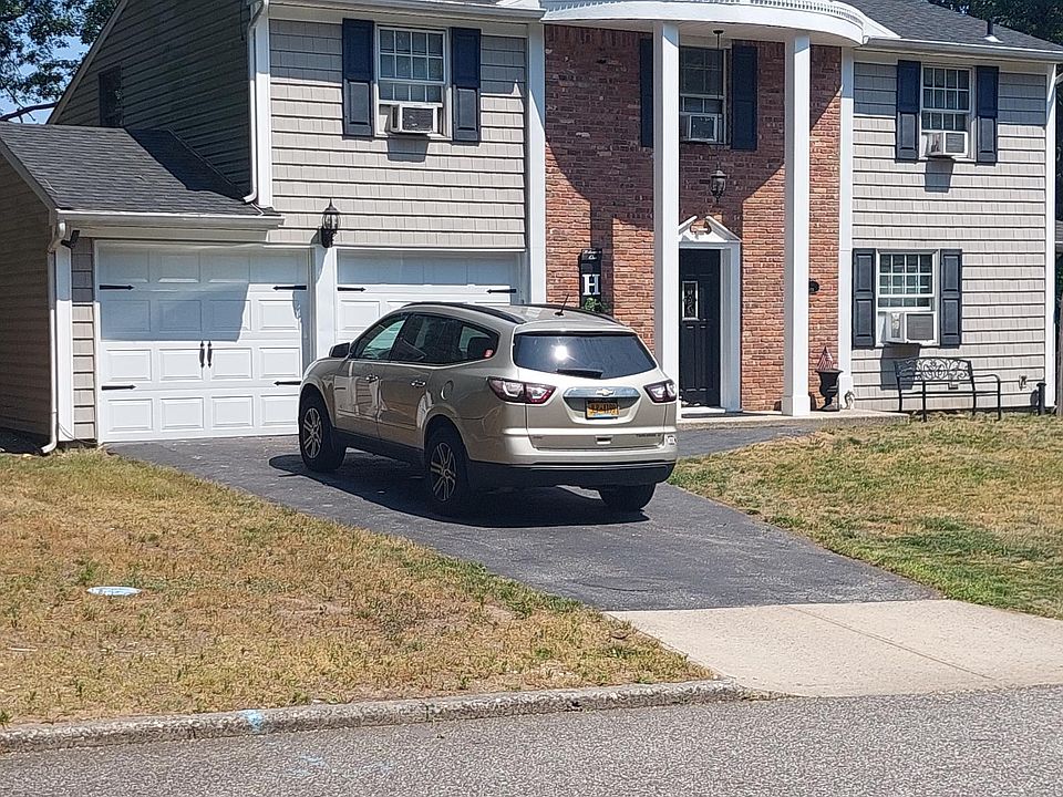 1st image of 17 Beach Ave